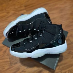 Jordan 11 Jubilee size 7Y or 8.5 Wmns